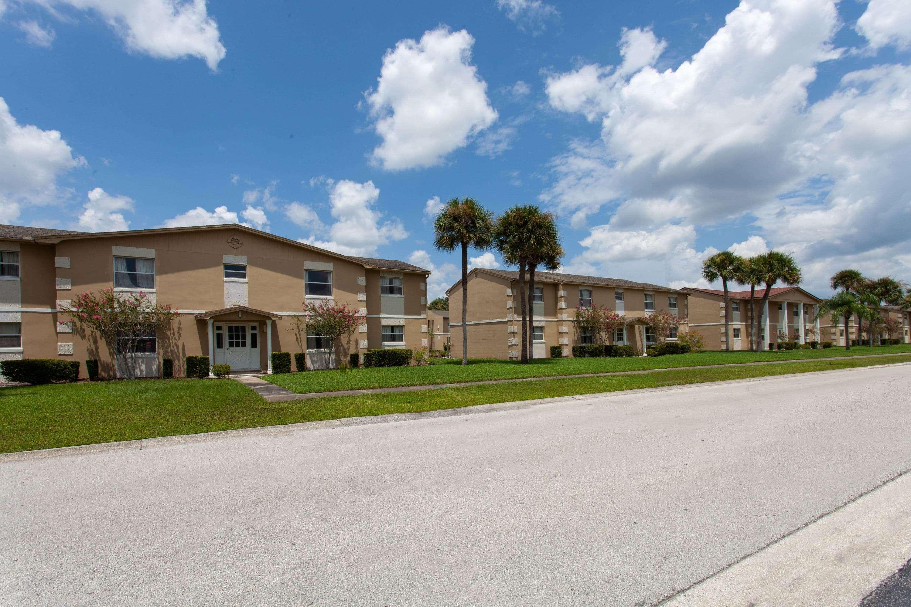 Super 8 By Wyndham Kissimmee Motel Exterior photo